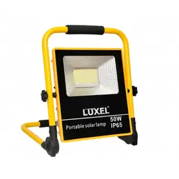 Прожектор LED LUXEL 50 Вт з сонячною панеллю SFLP-50